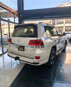 تويوتا لاندكروزر